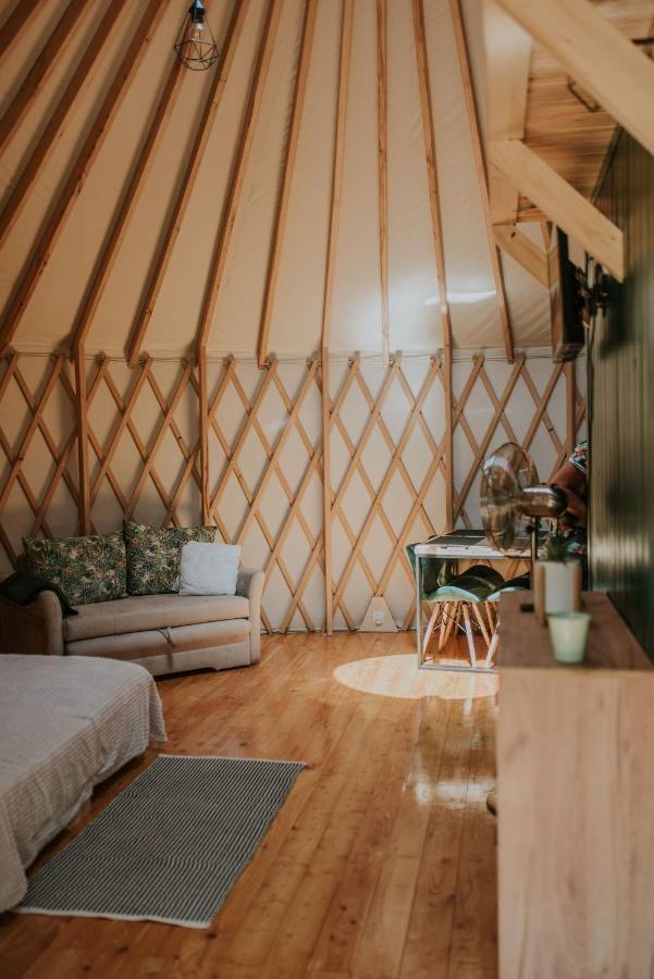 Aloha Glamp - Okragle Domki Przy Rzece - Balia I Sauna - Energylandia Zagornik Bagian luar foto