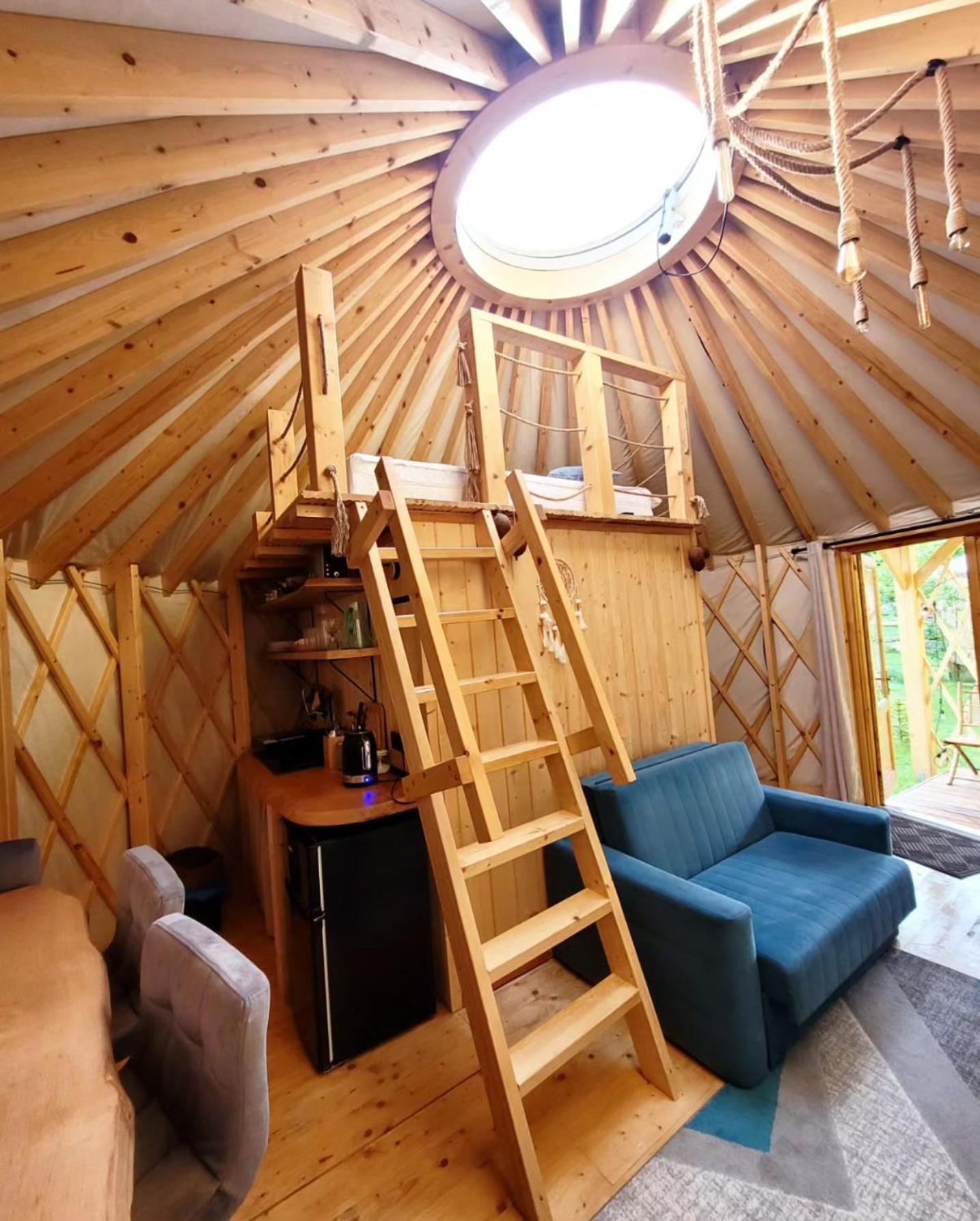 Aloha Glamp - Okragle Domki Przy Rzece - Balia I Sauna - Energylandia Zagornik Ruang foto